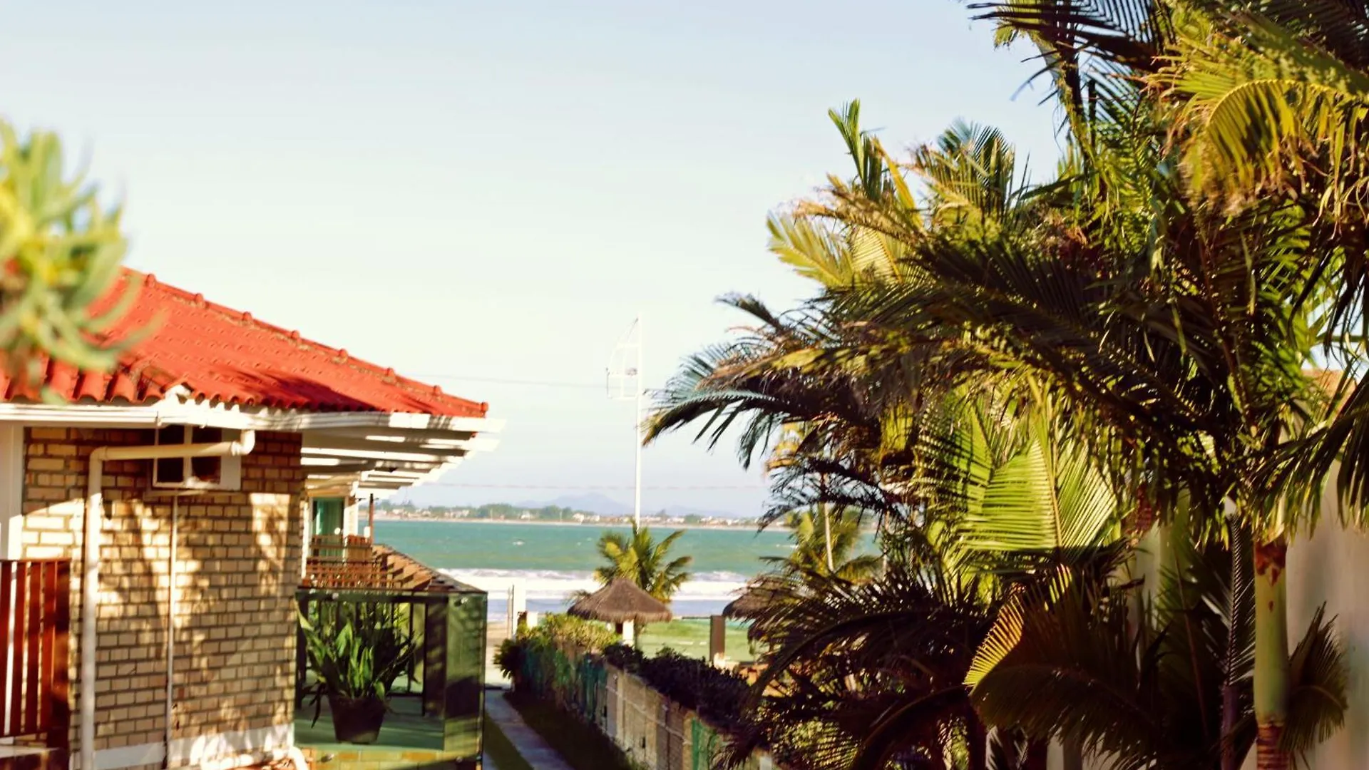 Pousada Recanto Edenico - A Beira Mar Da Praia Ponta Do Papagaio, Palhoca Sc Brasilien