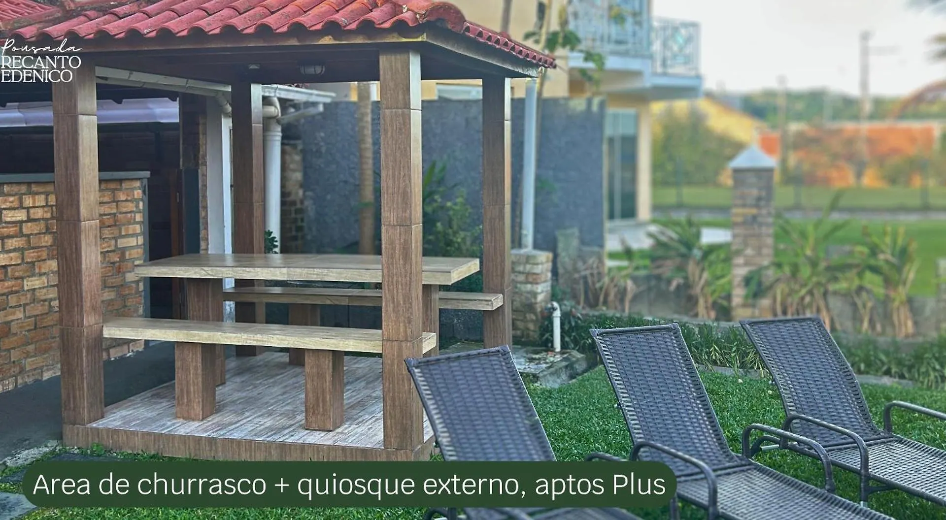 Värdshus Pousada Recanto Edenico - A Beira Mar Da Praia Ponta Do Papagaio, Palhoca Sc