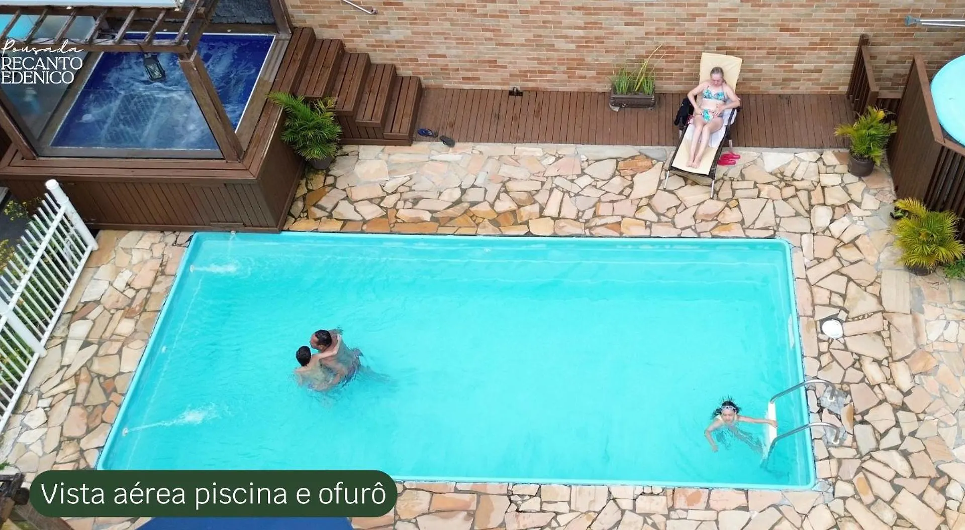 Värdshus Pousada Recanto Edenico - A Beira Mar Da Praia Ponta Do Papagaio, Palhoca Sc